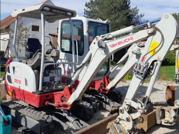TB 216 Minibagger inkl. Löffelpaket
